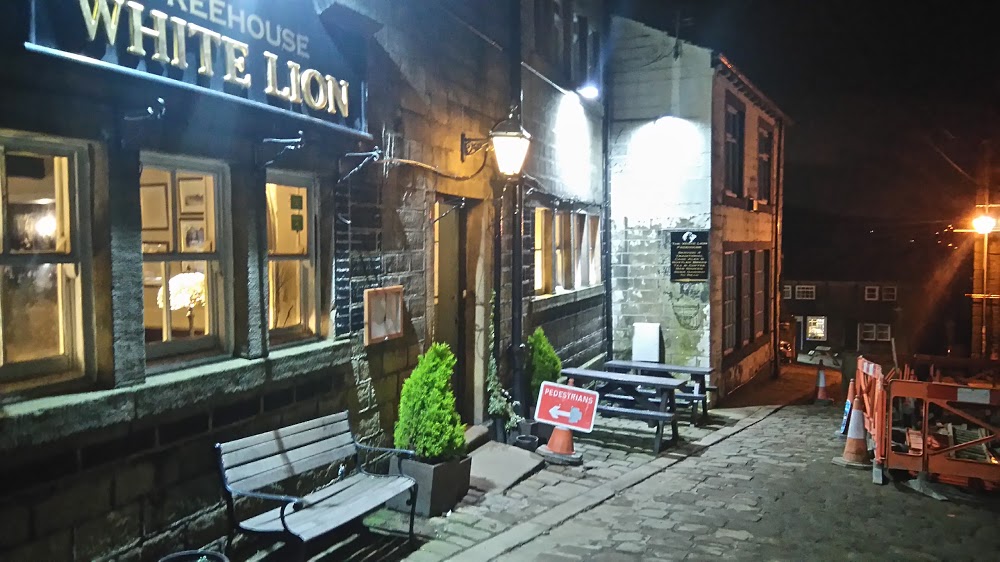 The White Lion (Heptonstall)